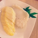 Sawasdee offers the best Mango Sticky Rice in Singapore.