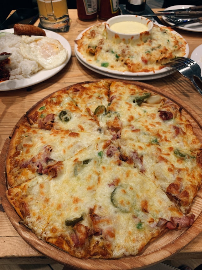 Spicy Bacon Pizza (RM16.80)