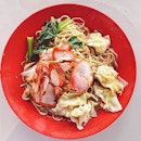 old school wonton mee that's not the best nor most famous in SG but propels one into childhood for the rustic taste after biting into the al-dente noodles
•
comes topped with loads of char siew with 5 wontons in a soya based gravy infused with chinese wine ❤️
•

#awesome #burpple #brunch #chinesefood #delicious #eeeeeats #feedfeed #f52grams #foodporn #foodstagram #foodgasm #foodphotography #happytummy #hawkerfood #instadaily #instafood #igers #igsg #jiaklocal #nomnomnom #noodles #mondayeats #onthetable #potd #sgfood #sgfood #sghawker #wontonnoodles #vscocam #whati8today