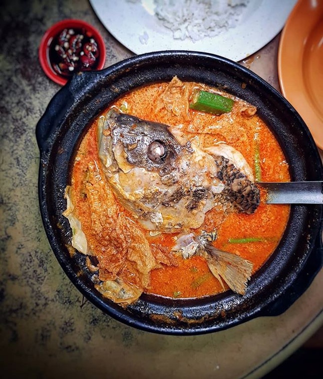 Curry Fish Head for breakfast anyone?