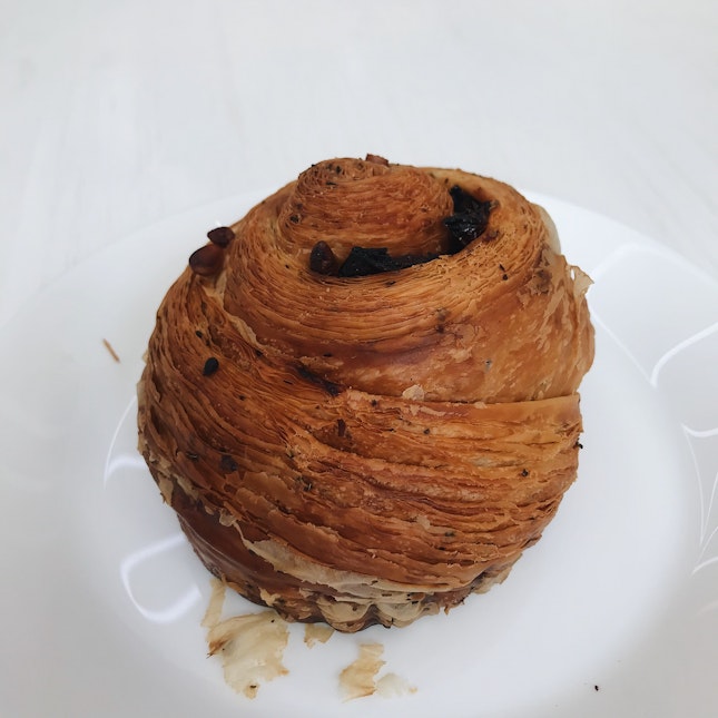 Pine Nuts & Sundried Tomato Pastry ($5)