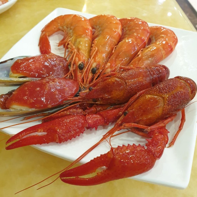 Cold Seafood Platter - Prawns, Mussels, Mini Lobster