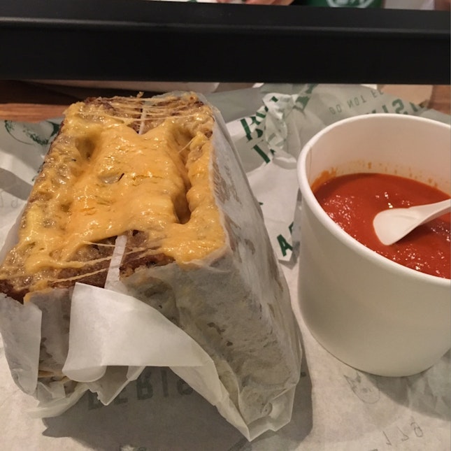 Grilled Cheese S/W with Tomato Soup