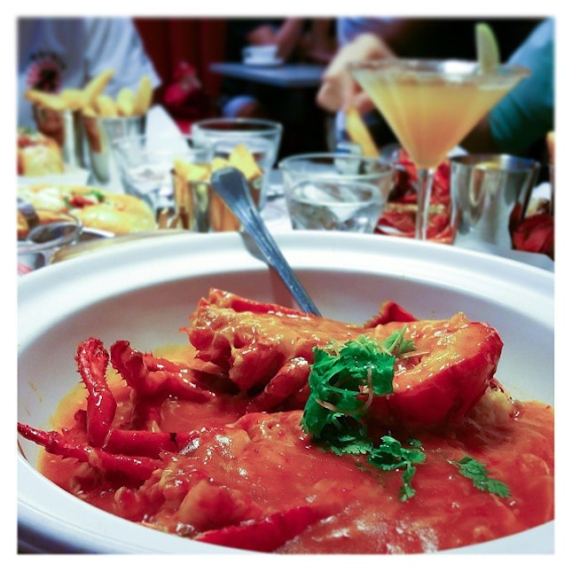 Chilli lobster last night with favourite people *slurps* 😋🙆