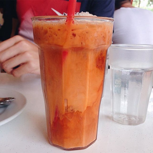 [Nangfa Thai Kitchen] it was just right 👌🏼 their Thai iced milk tea always hits the spot.