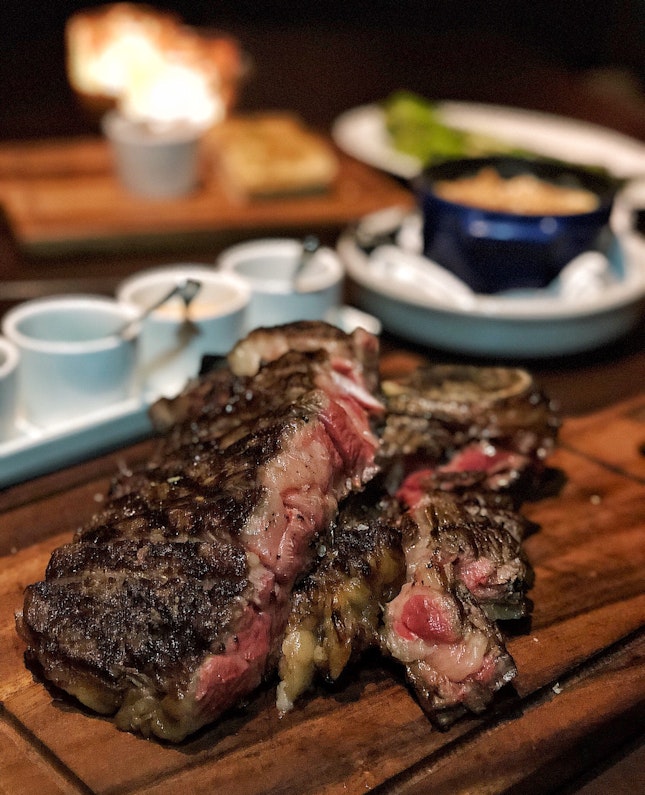 Fiorentina Sharing Steak 🥩 ($158/1.1kg)