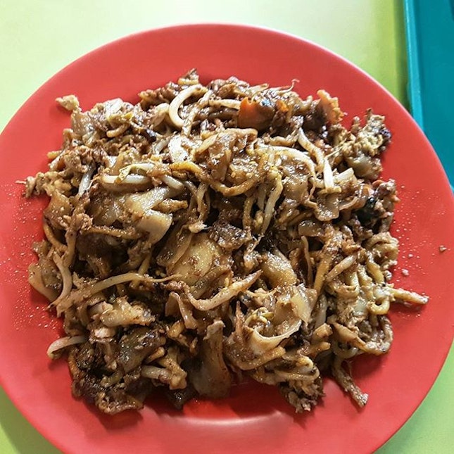 I always love a good plate of Char Kway Teow and you can find it here it this stall called "Outram Park Fried Kway Teow Mee".