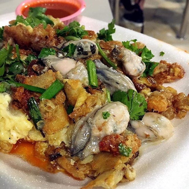 While dining at Newton FC, be sure not to miss out on a good traditional fried oyster omelette.