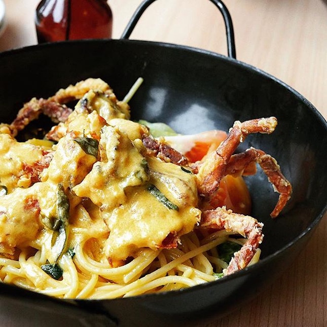 Salted Egg Yolk Crab Spaghetti ($15) • 
Friend ordered this earlier today.