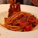 Rich Linguine with crab meat in a lobster cream sauce ($25)