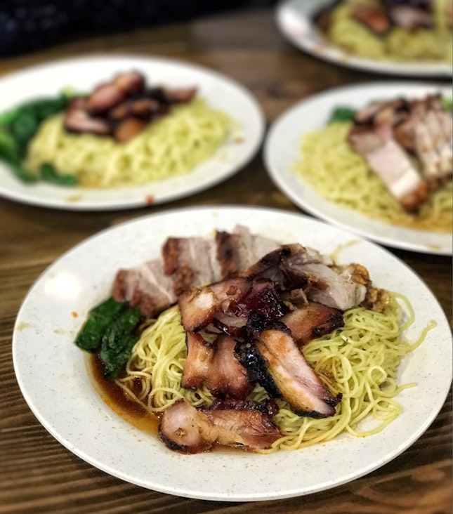Wanton Mee ($4.50 + $2 for Awesomesauce Sio Bak)
