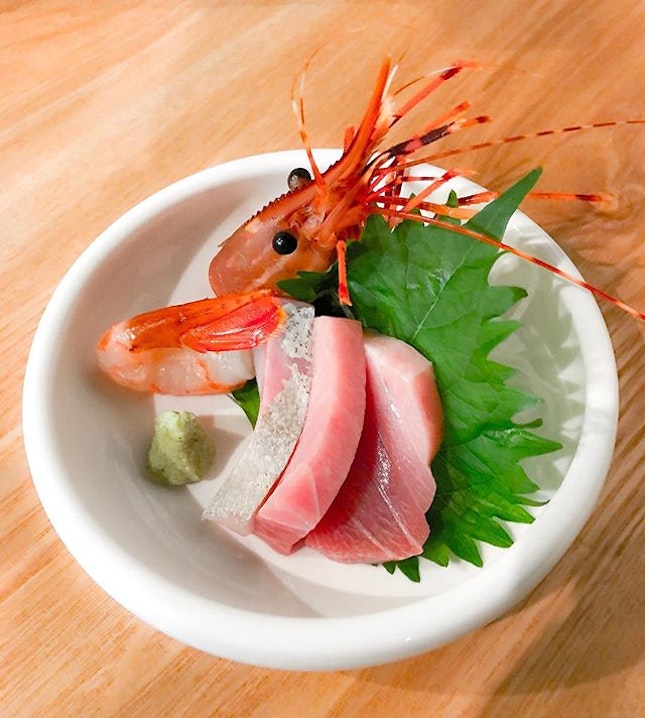 Yoda Japanese Dining - Omakase (💵S$100) - Course No.4: Sashimi - Botan Ebi Shrimp ぼたんえび, Chūtoro 中とろ, Ōtoro 大とろ & Kanpachi 間八.