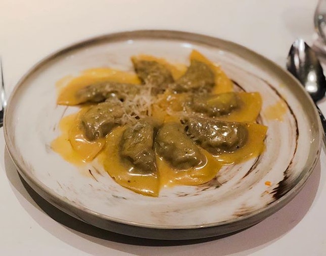 OTTO Ristorante - Pasta - Mezzelune al Brasato di Vitello con Emulsione al Parmigiano e Salvia (Homemade Veal Half-Moon with Sage and Parmesan Cheese Emulsion) 💵S$32
.