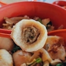 Ubi DMQ Eating House 🍜
⬇️ Handmade Noodles!