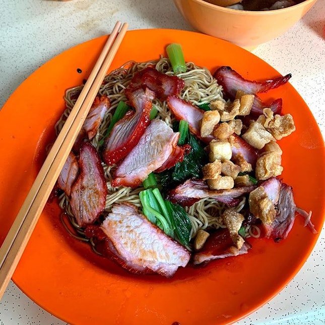 Koung’s Wanton Noodle for lunch today after meeting #ieatishootipost #hungrygowhere #instafood #foodporn #iweeklyfood #yummy #instagram #theteddybearman #eatoutsg #whati8today #yummy #eatoutsg #food #igfoodie #eatingout #eatstagram #sgfood #foodie #foodstagram #SingaporeInsiders #sgfoodie #sgfoodies #burpple #eatbooksg #burrplesg #wantonnoodle