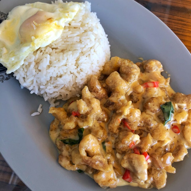 Salted Egg Chicken (with butter sauce)