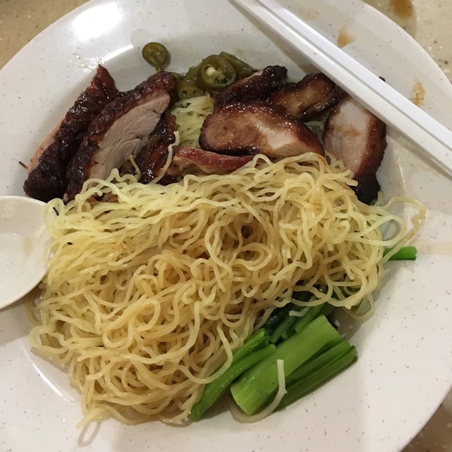 Fei Fei Wanton Noodles Plus Duck Meat $5