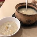 Dried Scallop Porridge With Minced Meat, Century Egg, Salted Egg And Egg
