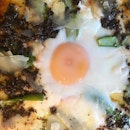 ~ Dinner ~
Name: LA NONNA pizza
Price: $24.90 
Look at that egg!