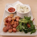 7.5🌟 / 10🌟 Yummy Sausage Trio Platter @ S$13 from Food Lovers Only Cafe at IMM Mall