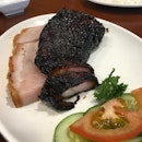 Kay Lee 2 Combi Roast Meat- gotta love the dark charred char siew and crispy roast pork.