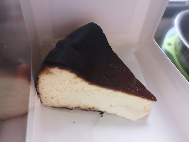 Burnt Cheesecake 6+(Delivery)