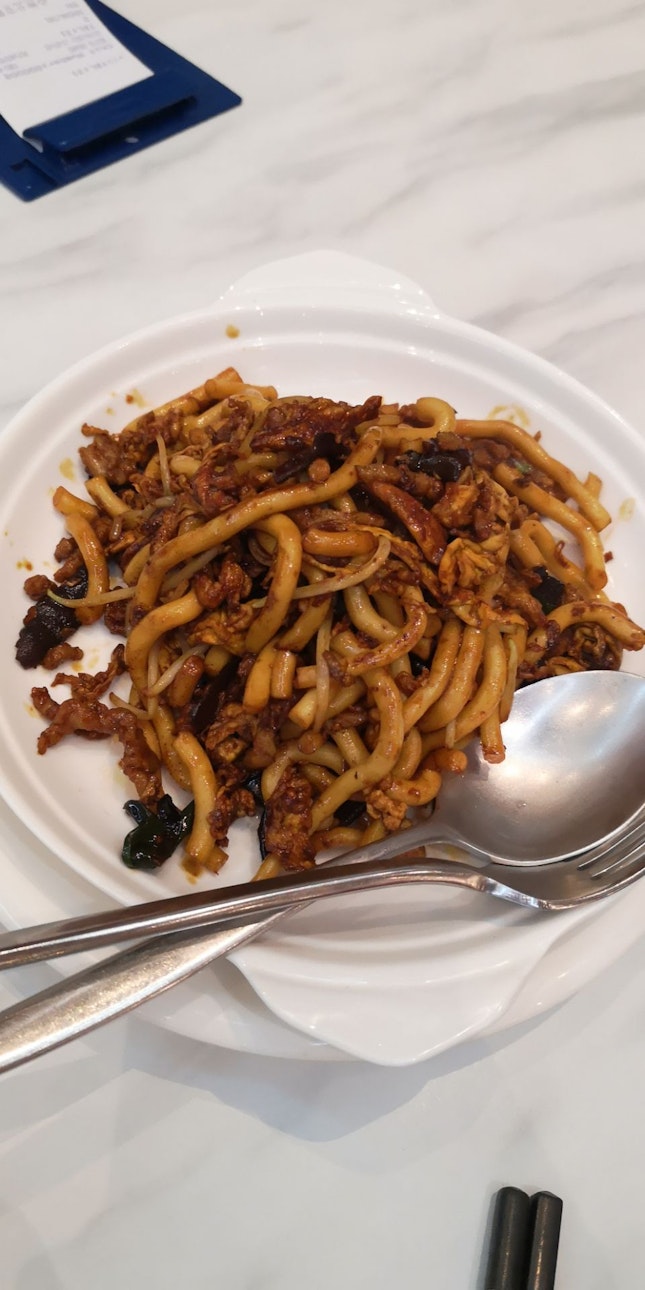 木须肉炒鱼面Stir Fried Fish Noodle W Muxu Pork 14.8++