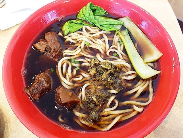 Beef Noodles
The meat is tender but the broth is salty.