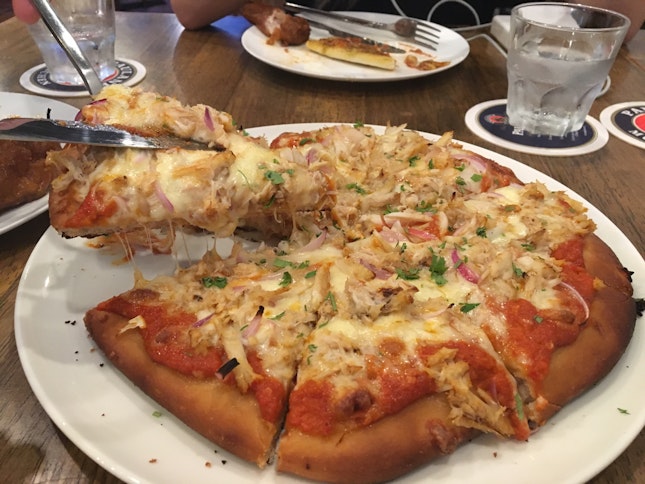 Chilli Crab Pizza