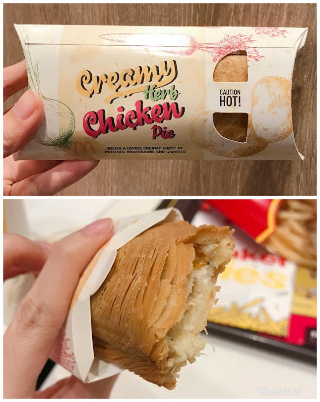 Creamy Chicken Herb Pie