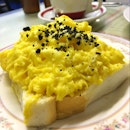Truffle scrambled eggs toast