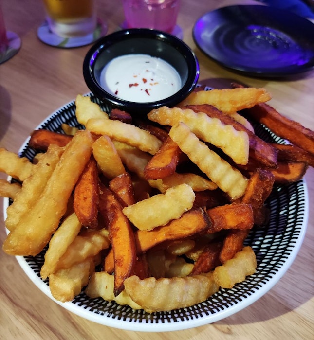 Medley of Fries (5/5⭐)