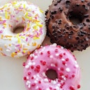 Winsome mini donuts...