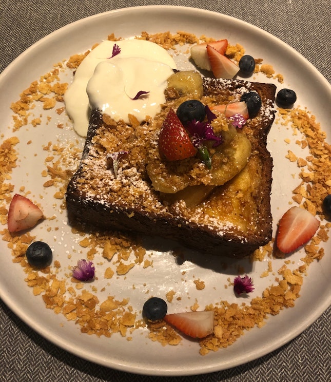 Butter Rum Banana French Toast $20++