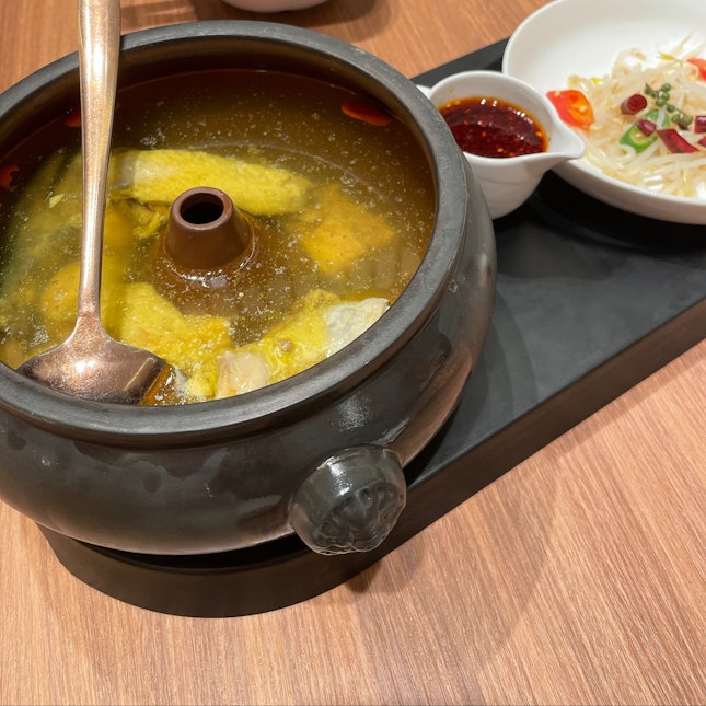 Steam Pot Chicken Soup $24.90++
