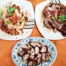 Roasted Chicken, Roasted Duck, Fatty Char Siew & Roasted Pork by Nan Xiang Chicken Rice.