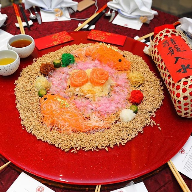 [Peach Blossoms] - Tossed to a year of abundance and good fortune with the Prosperity Salmon Yu Sheng with Crispy Whitebait and Nashi Pear ($78/$118).