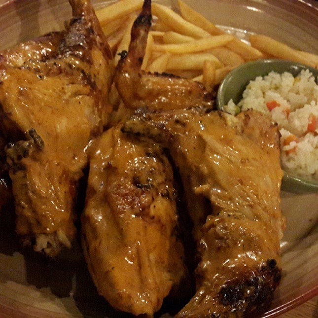 #Dinner #nandos #grilledchicken #wholechicken #chicken #chips #yummy #instafood #foodporn #foodgasm #westernfood #alhamdulillah