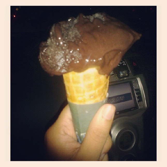 Missing the dark chocolate ice cream at IL Gelato :( #burpple