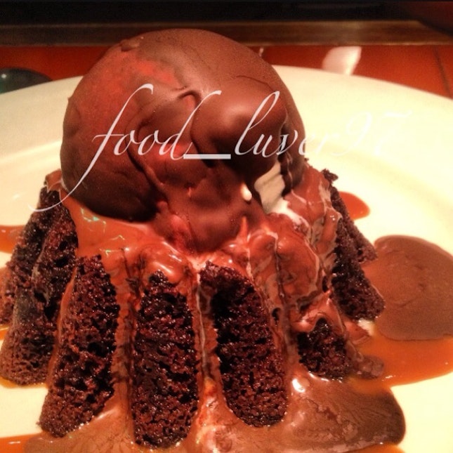 Chocolate Molten Lava Cake