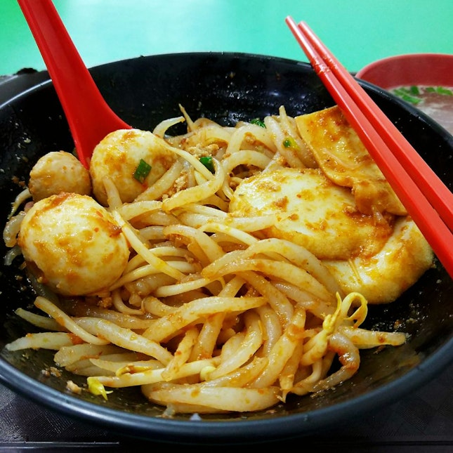 Malaysia Style Fishball Noodles ($4.50)