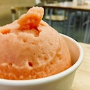 The blood orange sorbet at Piccoli Lotti was flavourful but too sweet for me.