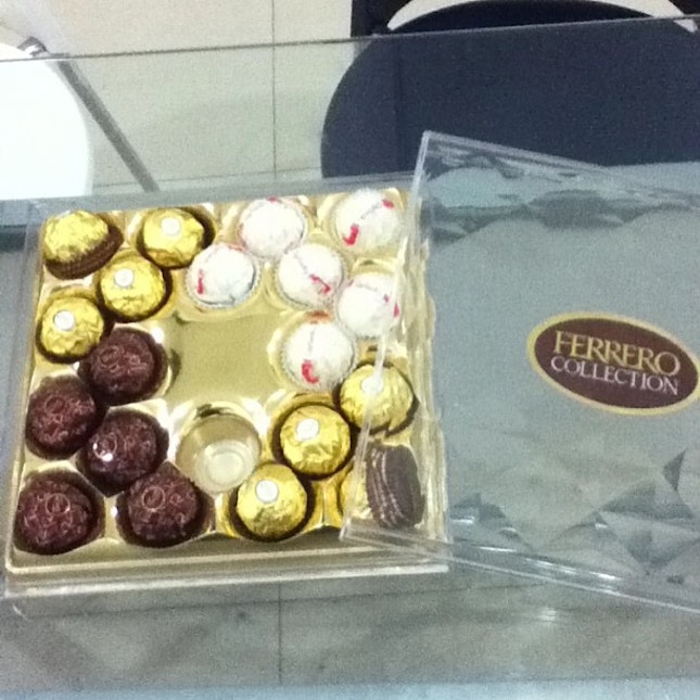 Gift from Joshua #chocolate#ferrero#yummy#thank#you