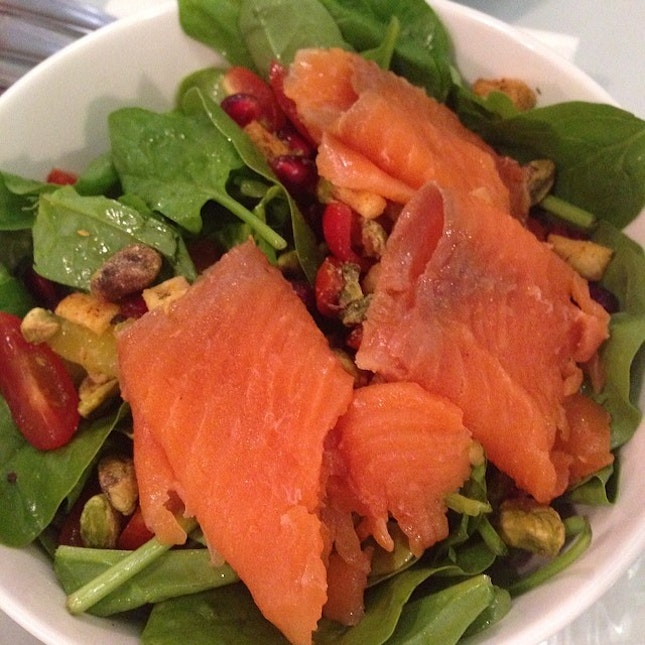 Salmon Veggie Salad #food
