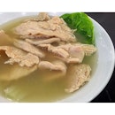 BKT for the lazy in you, or in other words, tender slices of pork tenderloin bathed in a sea of intensely spiced white pepper soup with so much heat that it warms you up even in the coldest of winter.