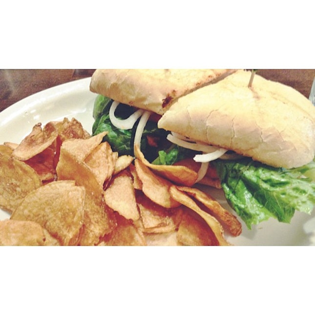 American lunch please - Fish & Chips Sandwich