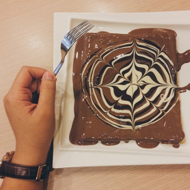 Seriously, I don't like this sweet 😱😱😱 #chocolatebrownie #sweet #vscocam #igmalaysia #publika #dessert #tgif