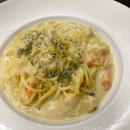 Crab and lobster pasta